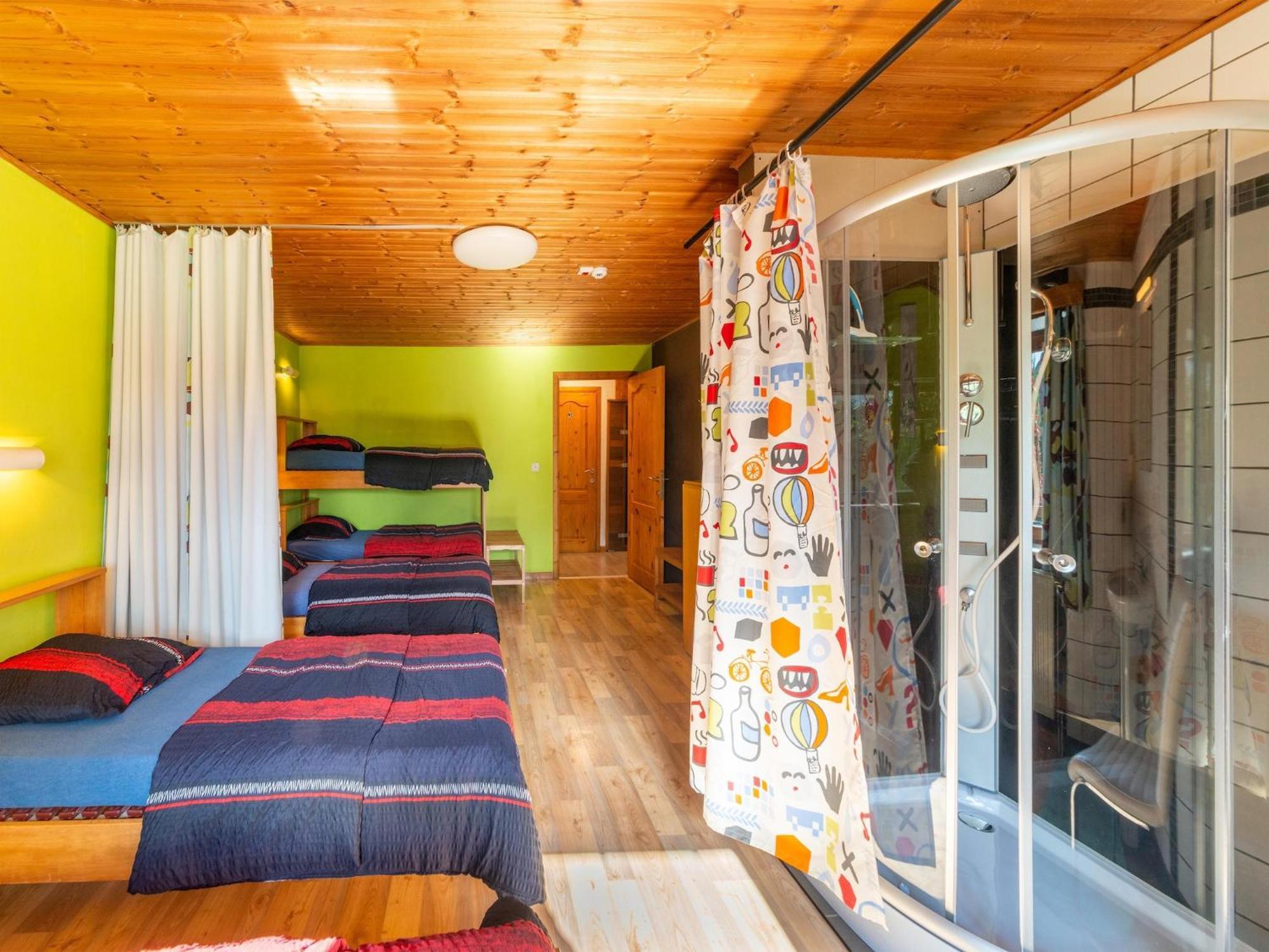 Wonderful Holiday Home In Montleban With Sauna エクステリア 写真