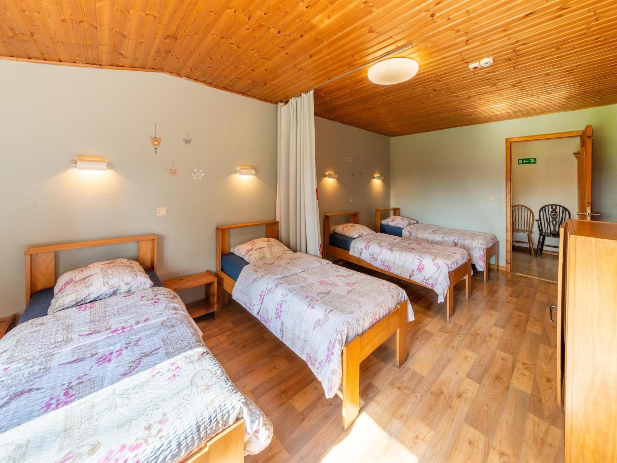 Wonderful Holiday Home In Montleban With Sauna エクステリア 写真