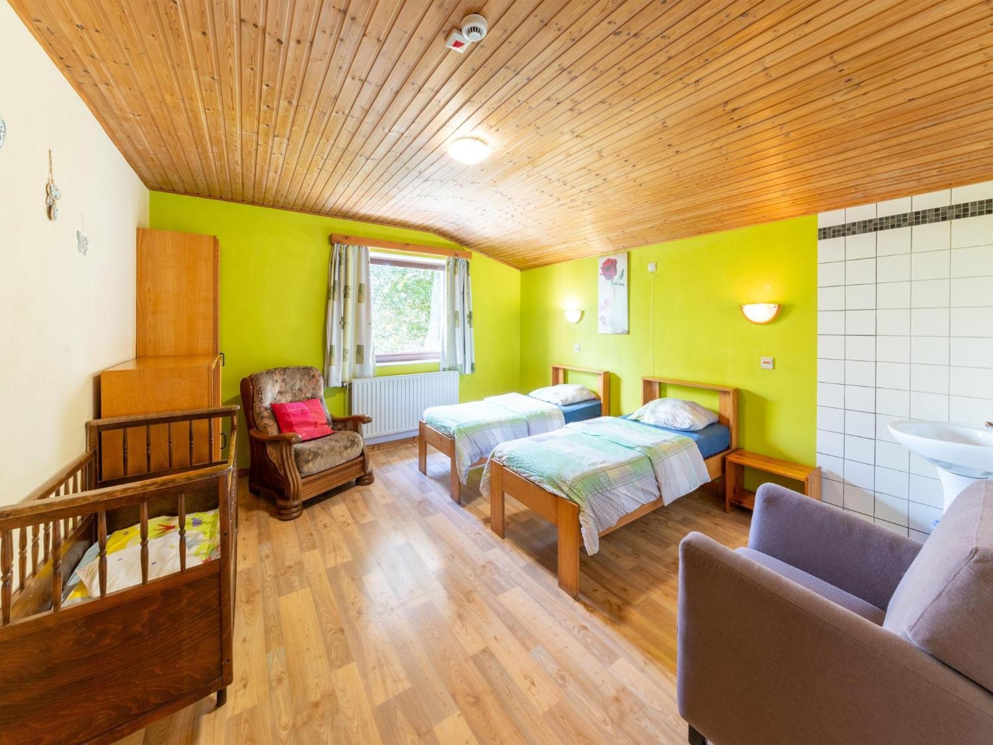 Wonderful Holiday Home In Montleban With Sauna エクステリア 写真